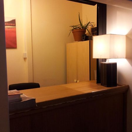 London Olympus Hotel Nirvana ภายนอก รูปภาพ
